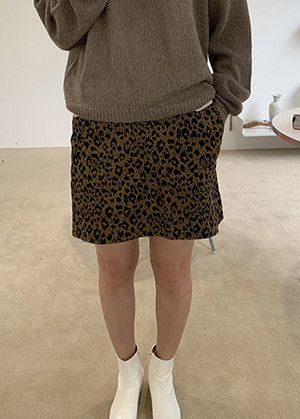 [M사이즈 당일배송] leopard mini skirts