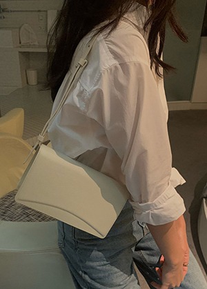 [아이보리,살몬 당일배송] TA letterleather shoulder-bag (3col)